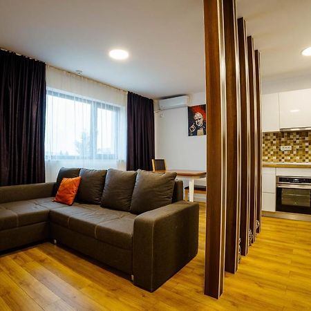 Voluntari Bliss Inn Tunari מראה חיצוני תמונה
