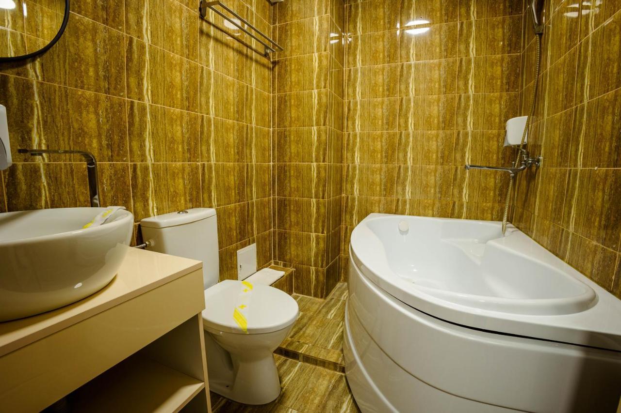 Voluntari Bliss Inn Tunari מראה חיצוני תמונה