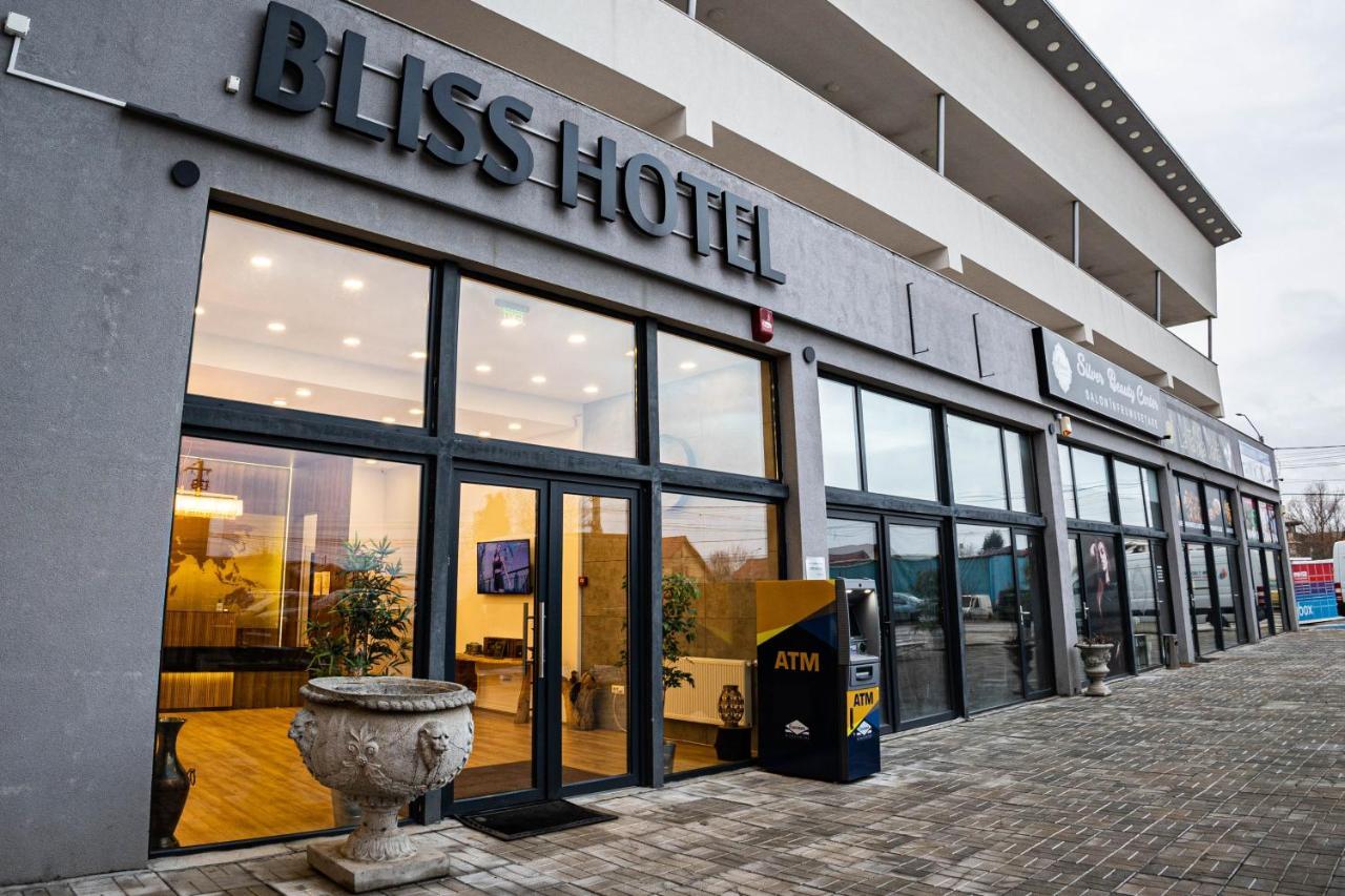 Voluntari Bliss Inn Tunari מראה חיצוני תמונה